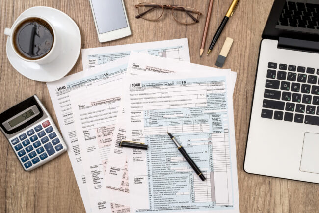 1040,Tax,Form,,Laptop,,Glasses,,Coffee,On,Desk
